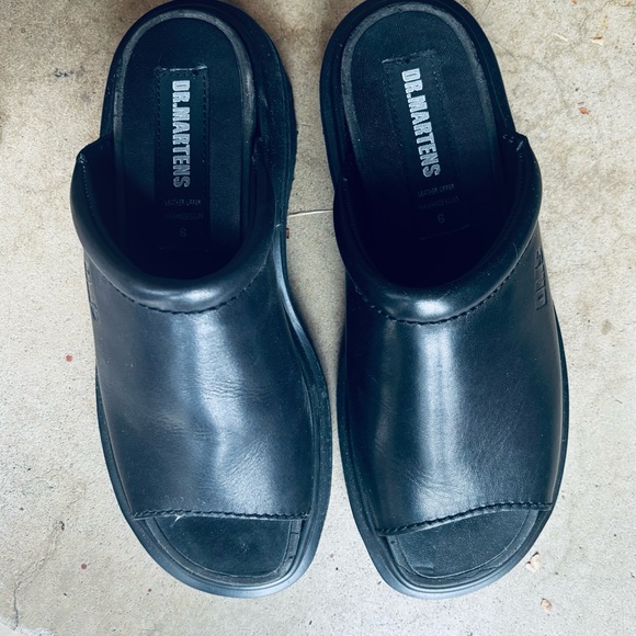 DOC MARTENS PLATFORM SANDAL ie. CLOG - Picture 4 of 5